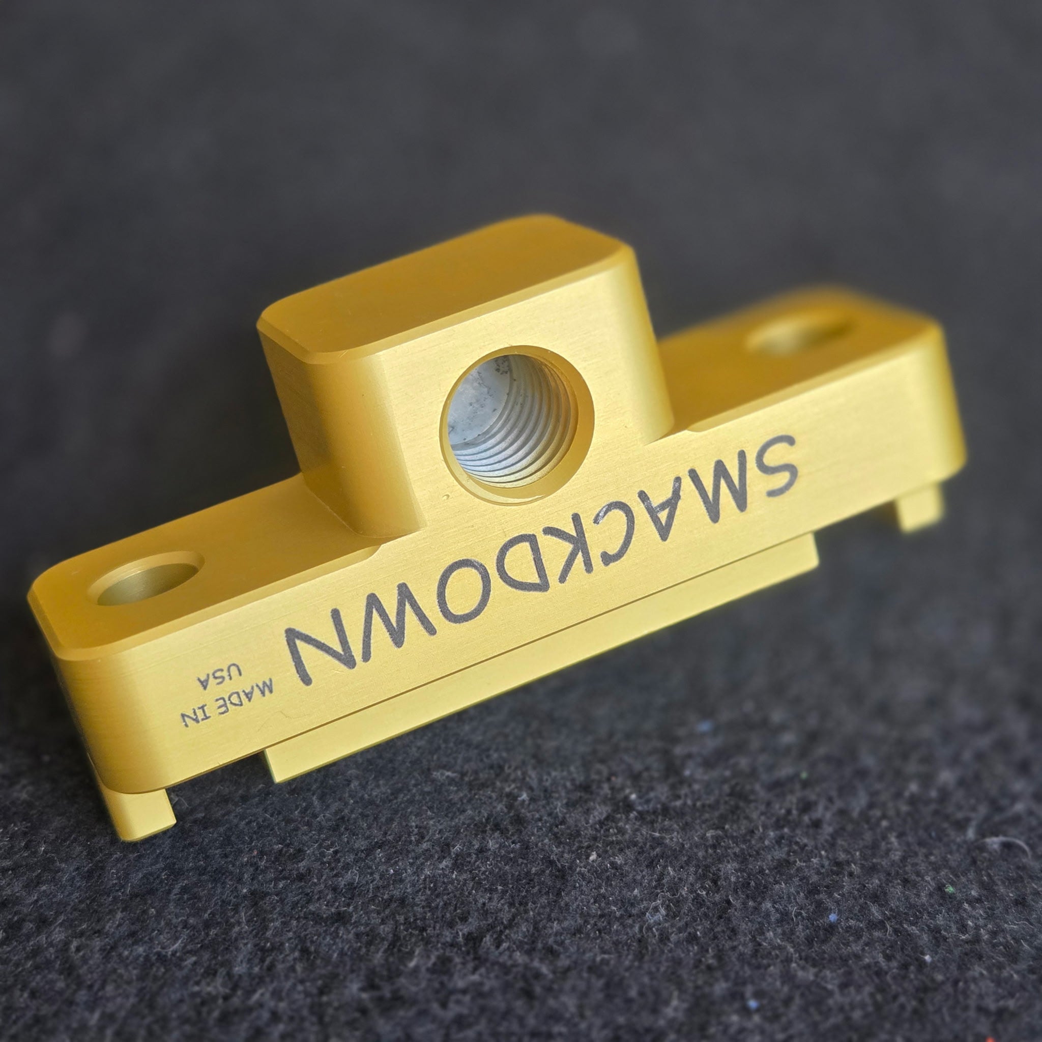 90 Degree Track-Mounted Base